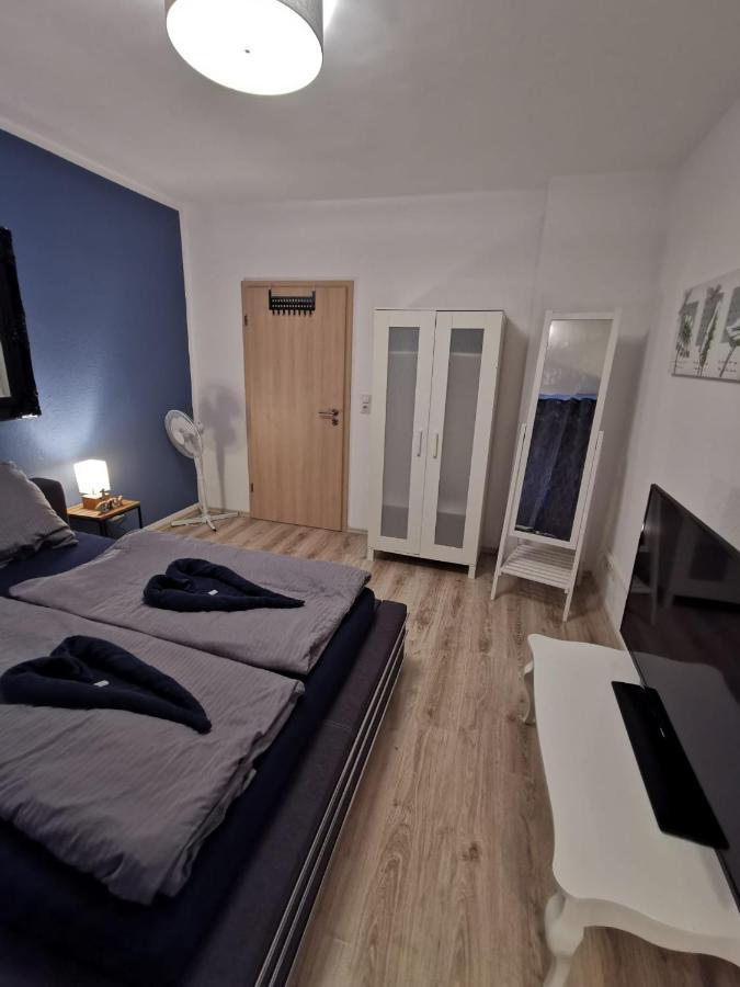 Liebevoll Eingerichtete Ferienwohnung - Zentrale Lage - Netflix & Paytv Wilhelmshaven Exterior foto