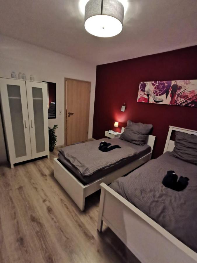 Liebevoll Eingerichtete Ferienwohnung - Zentrale Lage - Netflix & Paytv Wilhelmshaven Exterior foto